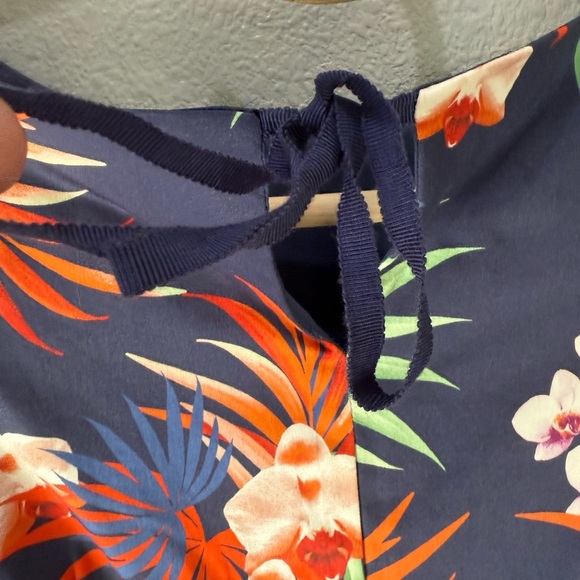 Talbots Botanical High Neckline Pleat Fit & Flare Tropical Knee Length Dress - Picture 10 of 15